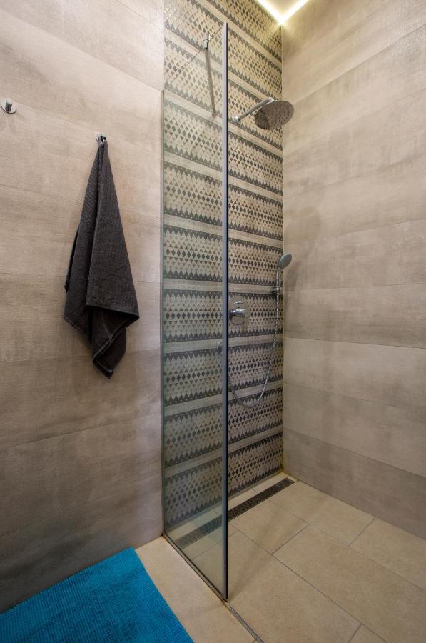 Luxury Quentin Apartment 3 Bedrm, 2 Bathrm Будапеща Екстериор снимка