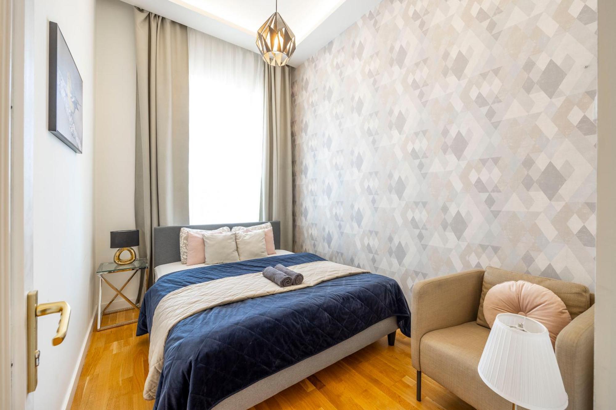 Luxury Quentin Apartment 3 Bedrm, 2 Bathrm Будапеща Екстериор снимка